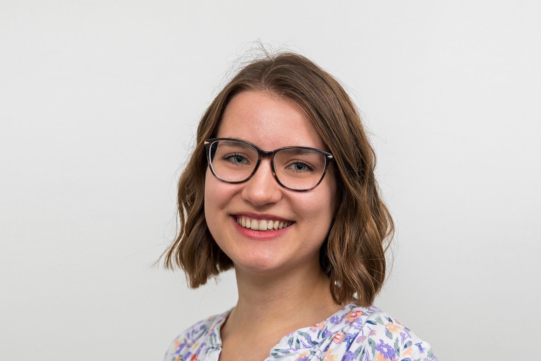 Laura Sawhney – Research Consultant